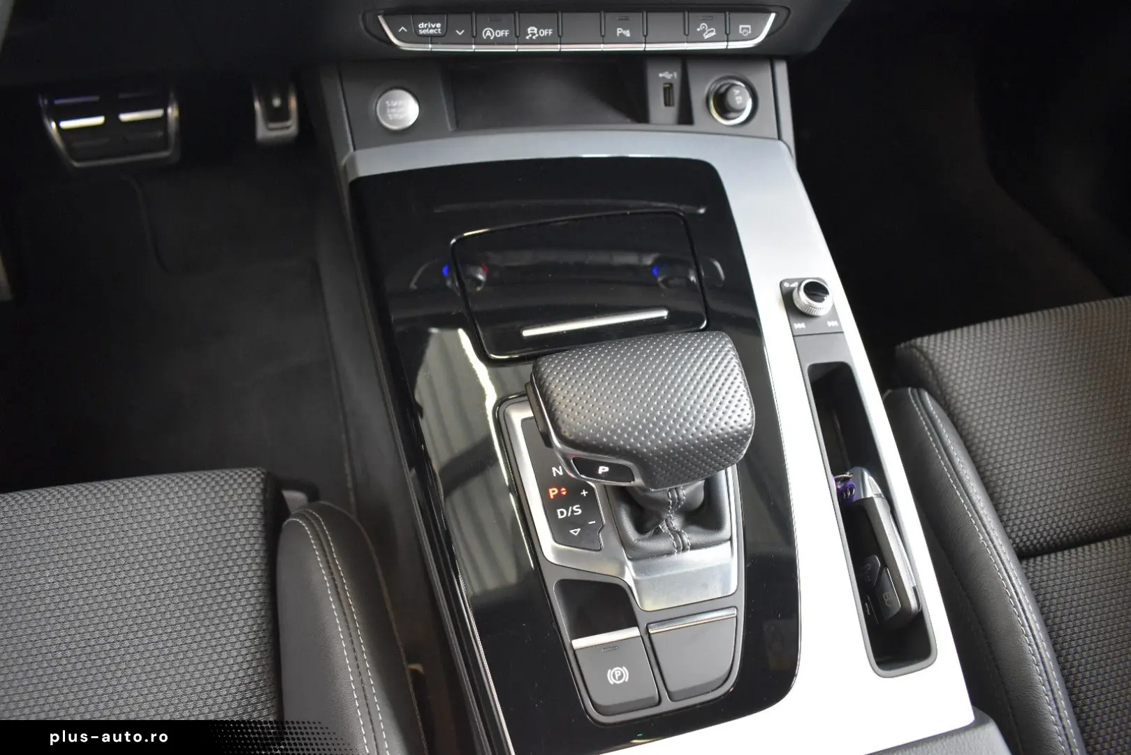 AUDI Q5 40TDI Quattro S-Line LED~OpenSky~ACC~VirtualC