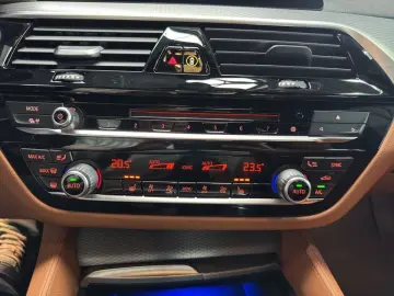 BMW 530e xDrive M Sport AdLED DrAss DAB HiFi