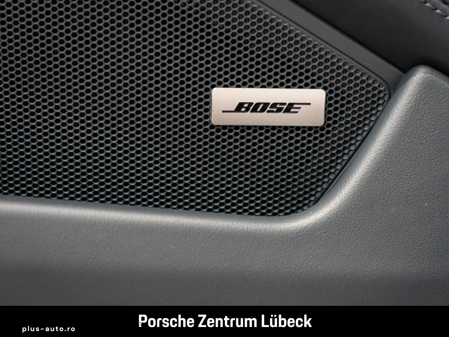 PORSCHE 992 911 Targa 4 InnoDrive Lift 360 Ventilation Bose