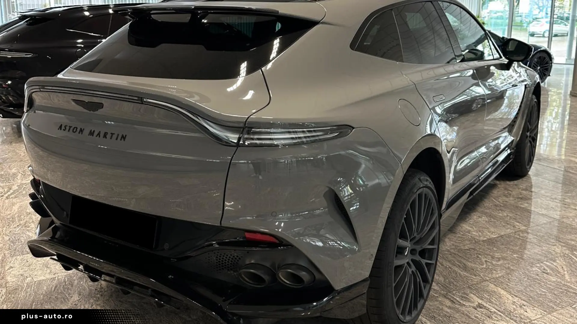 Aston Martin DBX707 - LIVRARE RAPIDĂ!