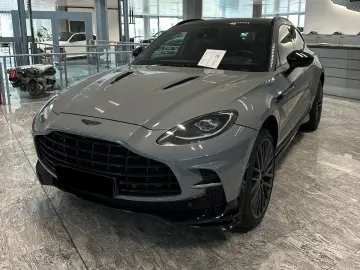 Aston Martin DBX707 - LIVRARE RAPIDĂ!