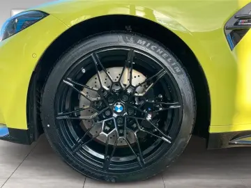 BMW M3 Competition AM xDrive M Drive