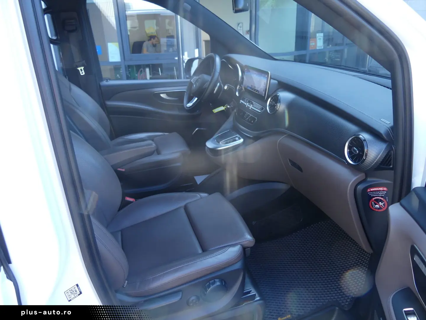 MERCEDES-BENZ V 300 4Matic Avantg AMG  360  BURMESTER