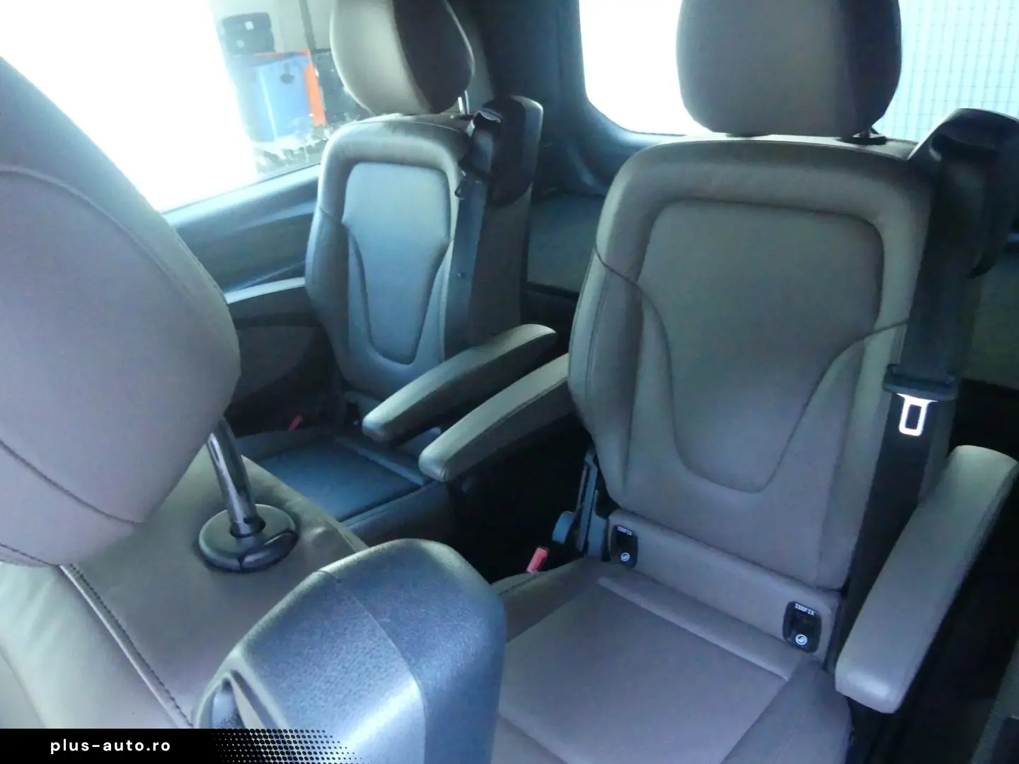 MERCEDES-BENZ V 300 4Matic Avantg AMG  360  BURMESTER