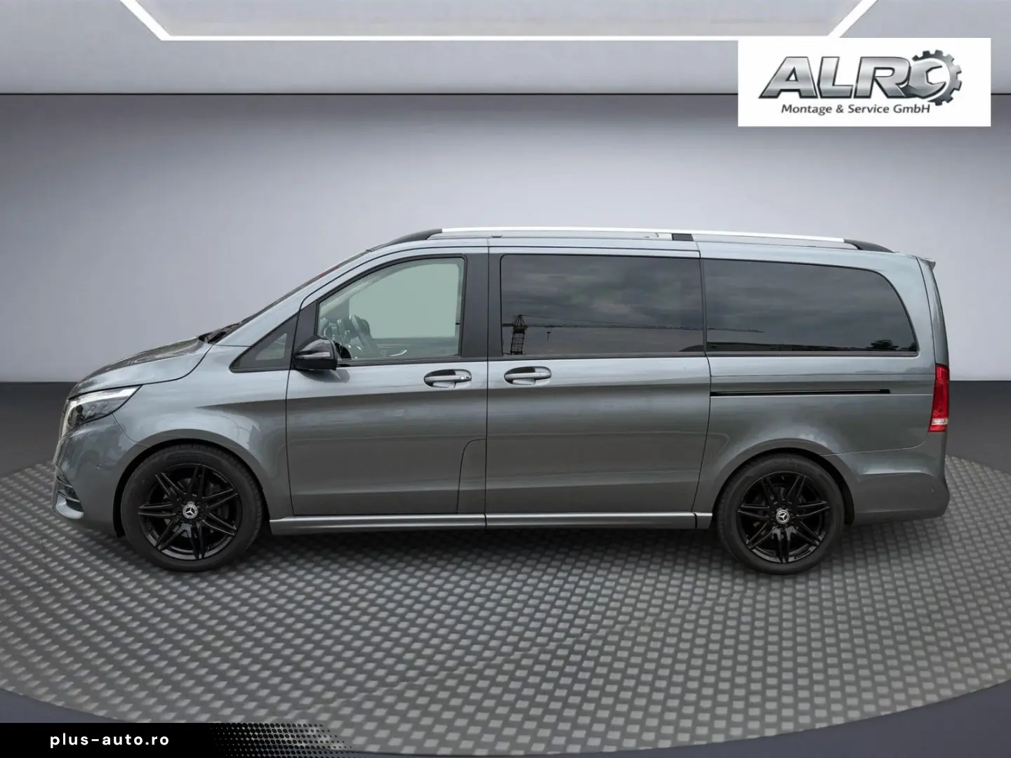 MERCEDES-BENZ V300d AVANTGARDE AMGLine Nappa Pano Dist
