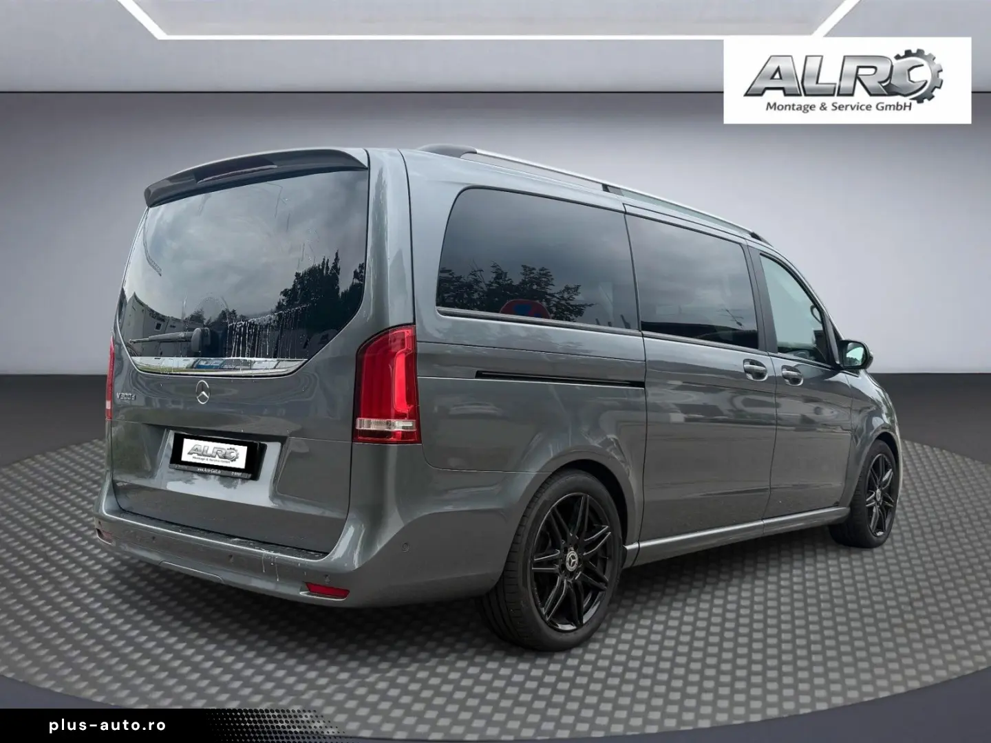 MERCEDES-BENZ V300d AVANTGARDE AMGLine Nappa Pano Dist