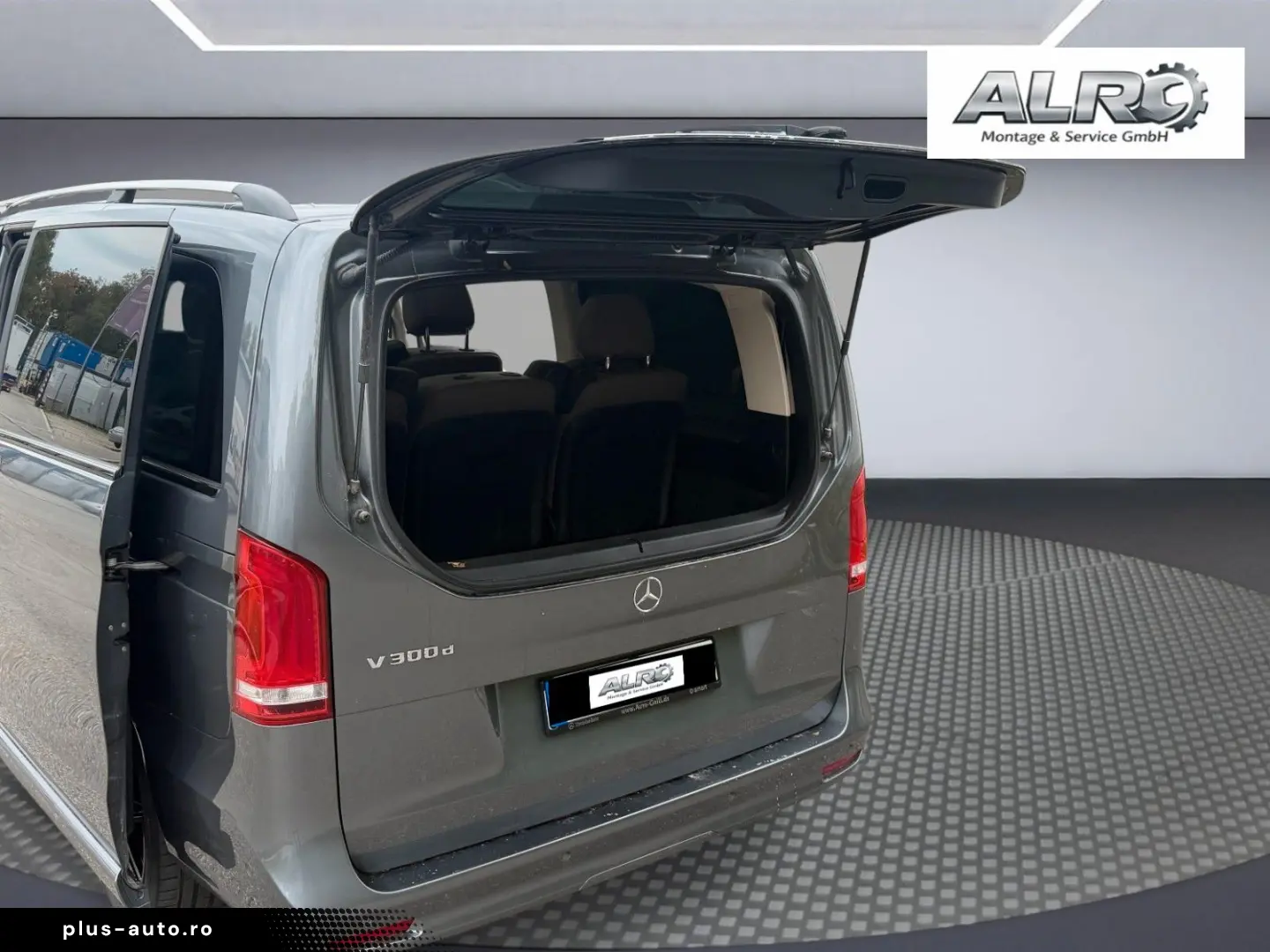MERCEDES-BENZ V300d AVANTGARDE AMGLine Nappa Pano Dist