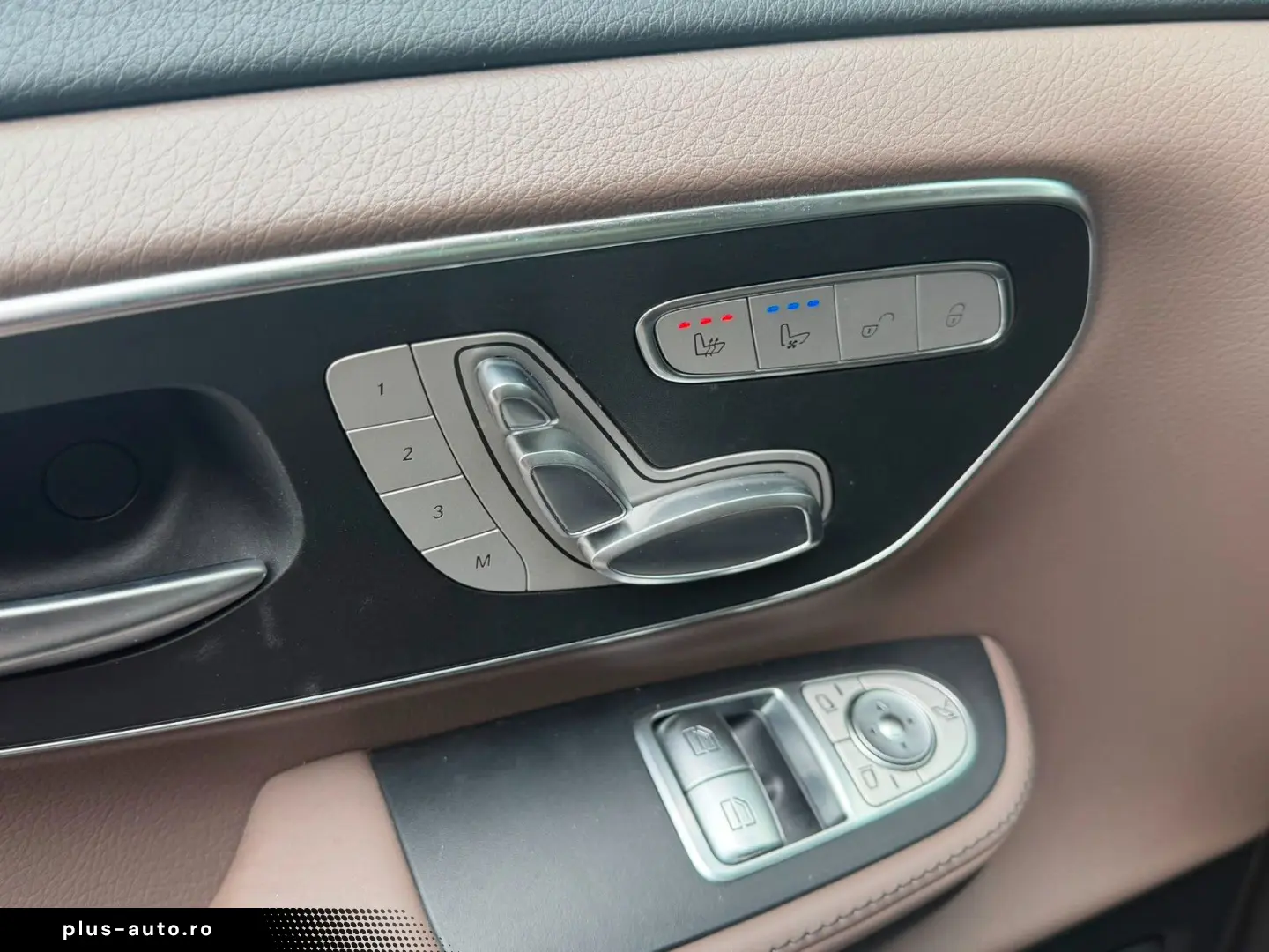 MERCEDES-BENZ V300d AVANTGARDE AMGLine Nappa Pano Dist