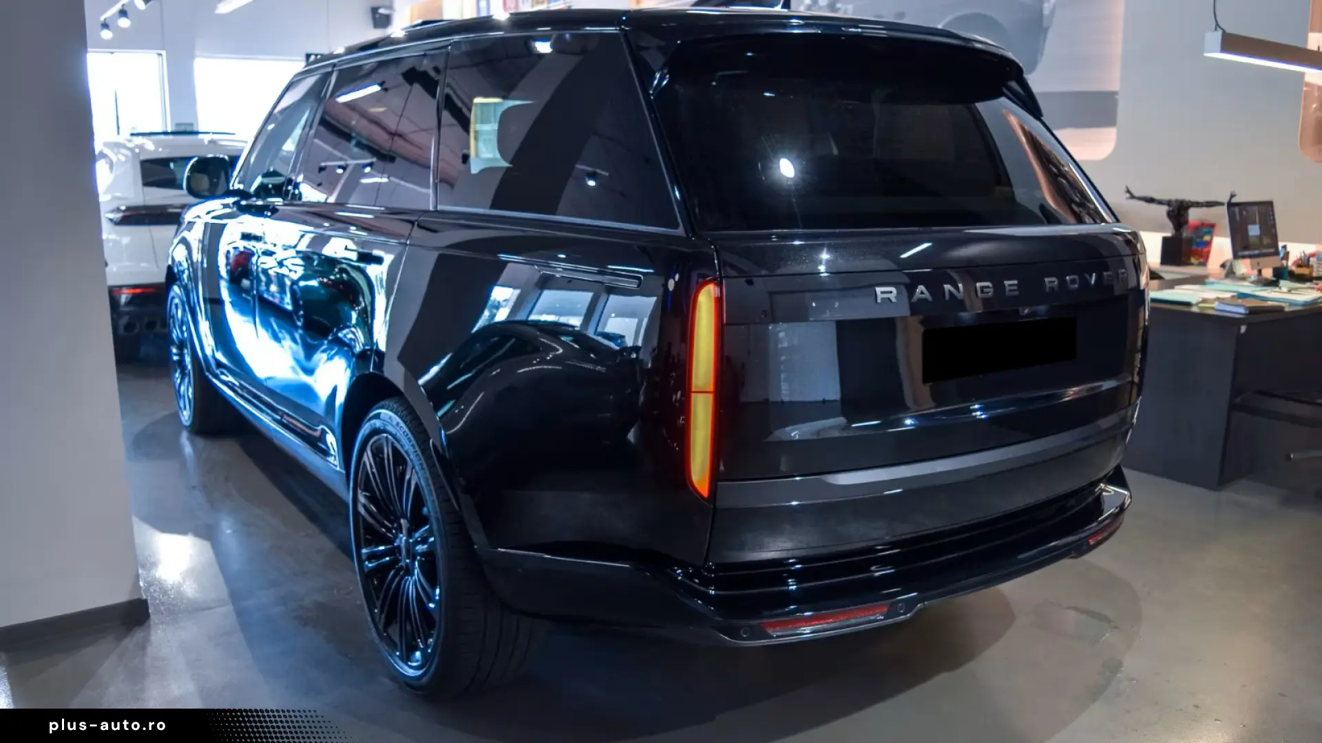 Range Rover P530 Autobiography LWB-7 Locuri- LIVRARE RAPIDA!