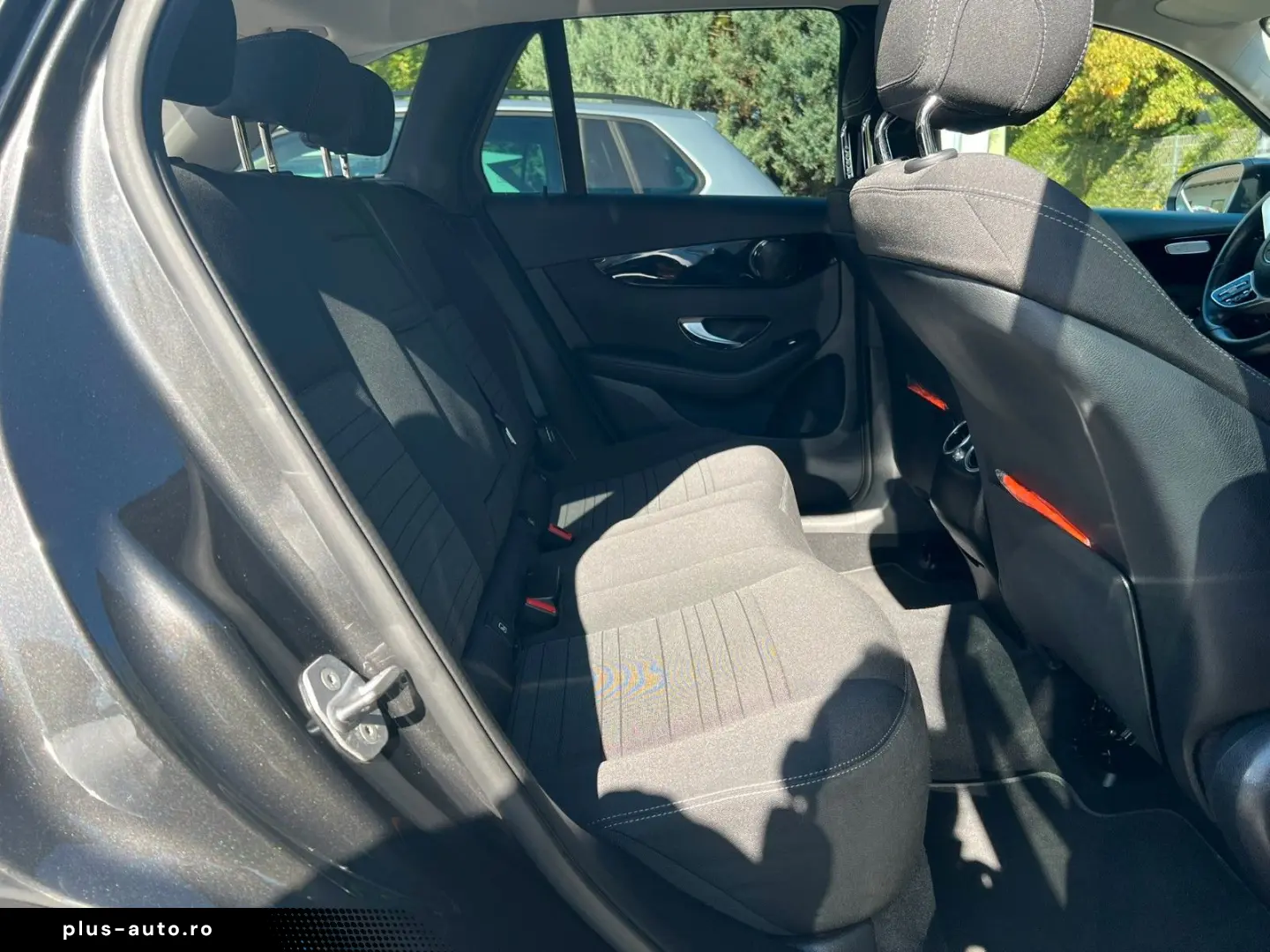 MERCEDES-BENZ GLC 300 de 4Matic NAVI SHZ BUSINESS