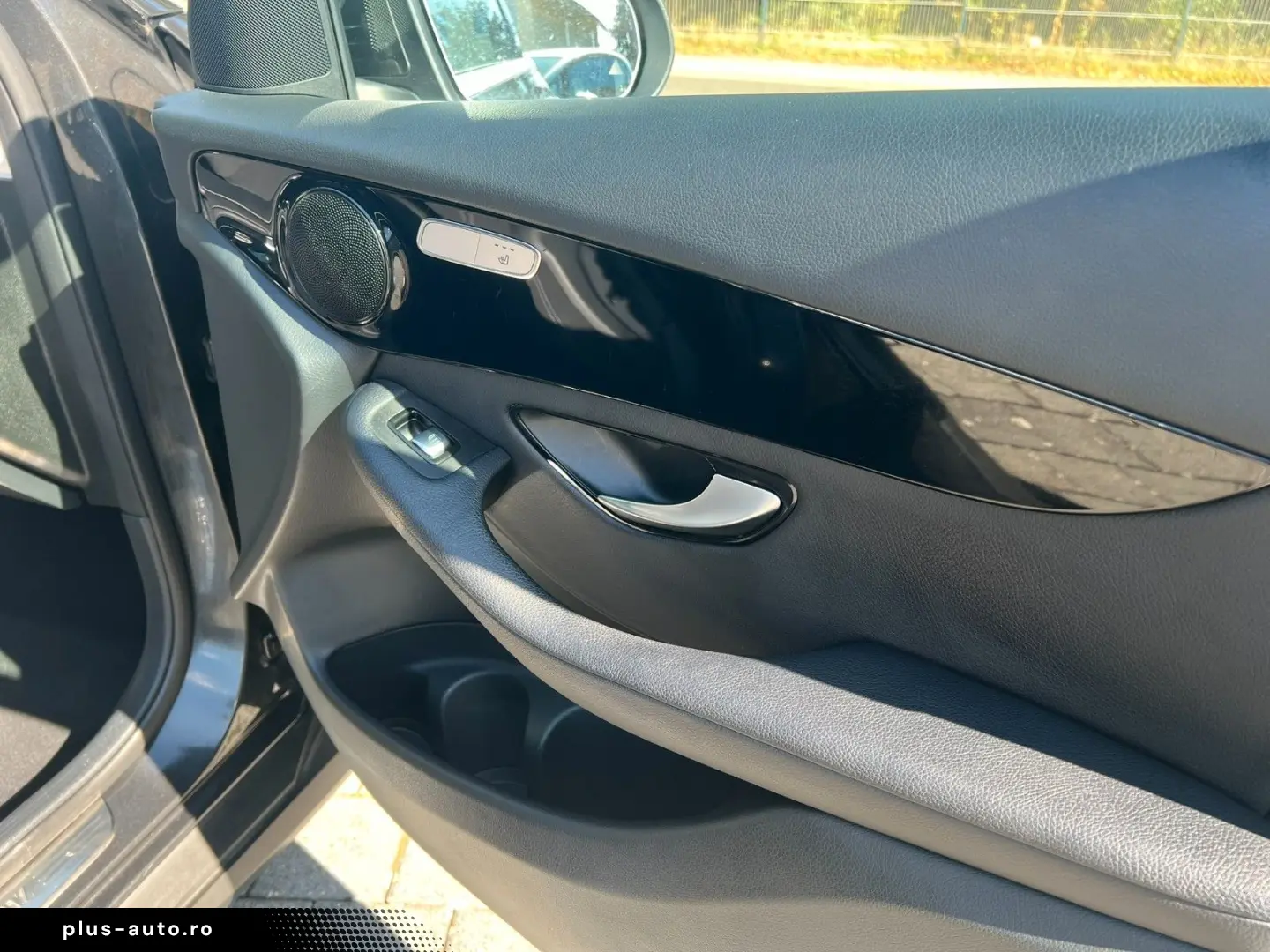 MERCEDES-BENZ GLC 300 de 4Matic NAVI SHZ BUSINESS