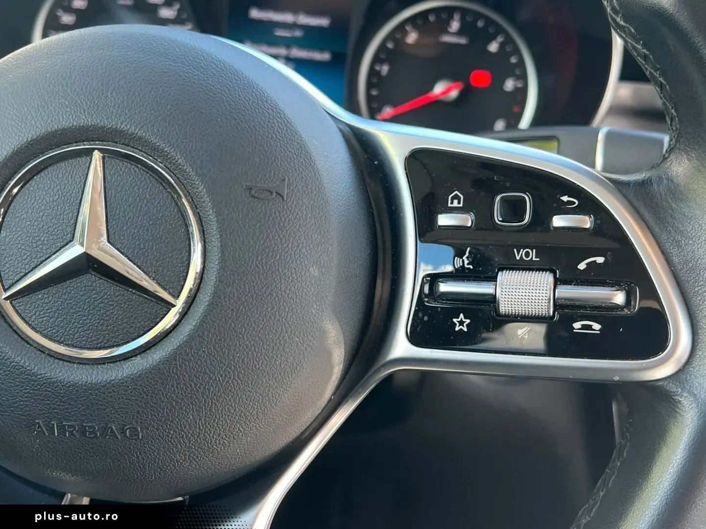 MERCEDES-BENZ GLC 300 de 4Matic NAVI SHZ BUSINESS