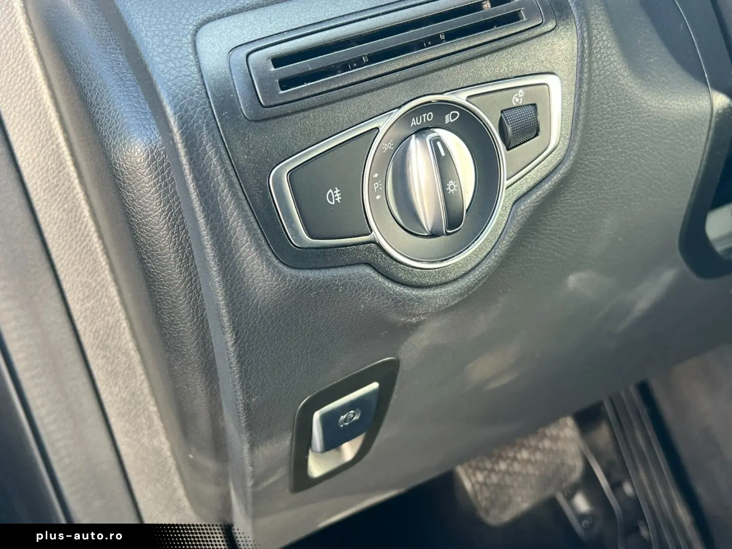 MERCEDES-BENZ GLC 300 de 4Matic NAVI SHZ BUSINESS