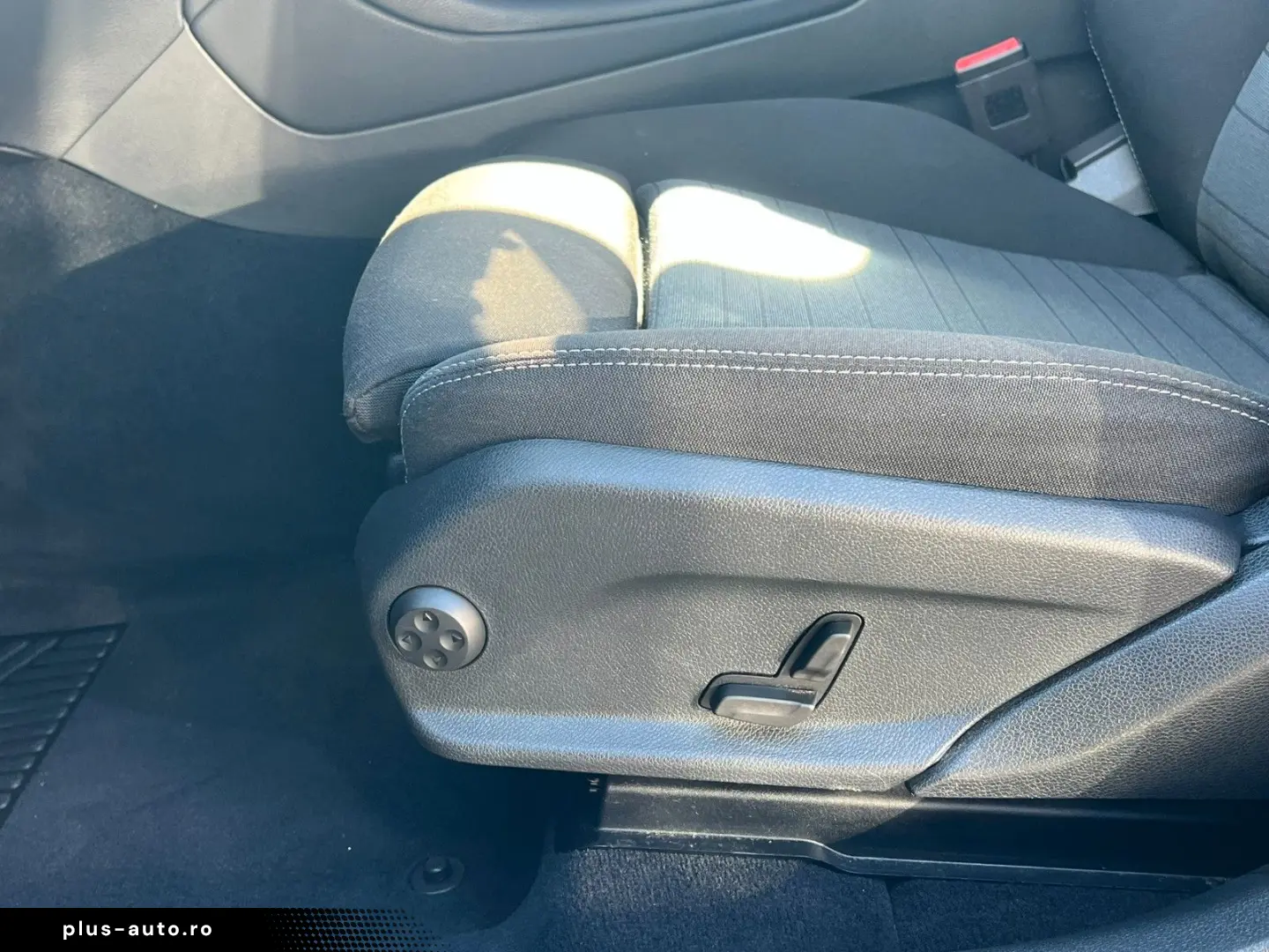 MERCEDES-BENZ GLC 300 de 4Matic NAVI SHZ BUSINESS