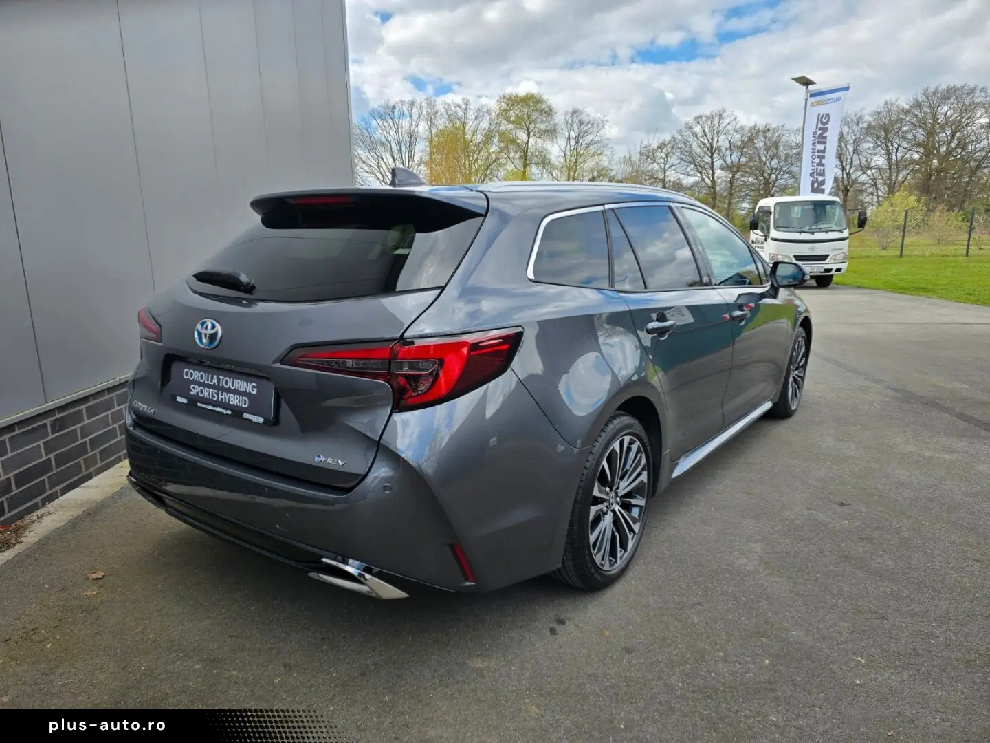 TOYOTA Corolla Touring Sports Hybrid Teamplayer