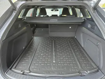 TOYOTA Corolla Touring Sports Hybrid Teamplayer