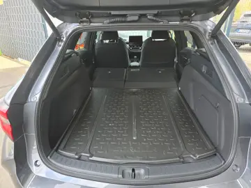 TOYOTA Corolla Touring Sports Hybrid Teamplayer
