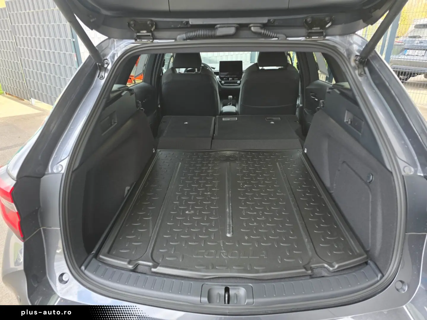 TOYOTA Corolla Touring Sports Hybrid Teamplayer