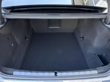 BMW 7 Series 740 xDrive Sedan
