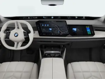 BMW 7 Series 740 xDrive Sedan