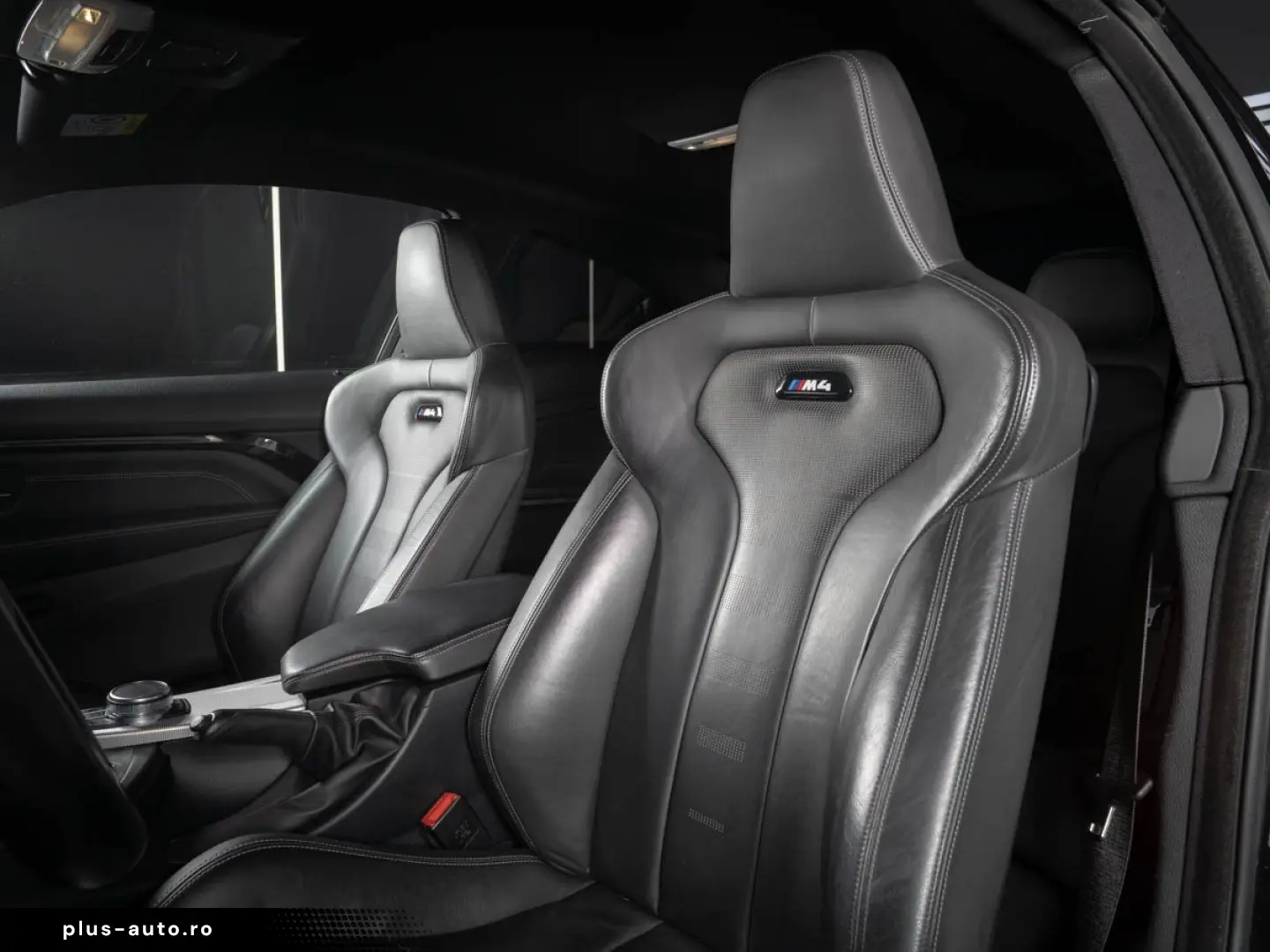 BMW M4 Coupe   M-SITZ NAVI-PROF HUD HIFI