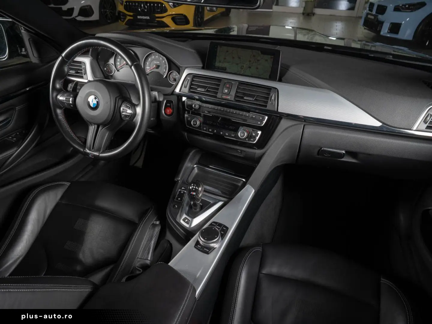 BMW M4 Coupe   M-SITZ NAVI-PROF HUD HIFI