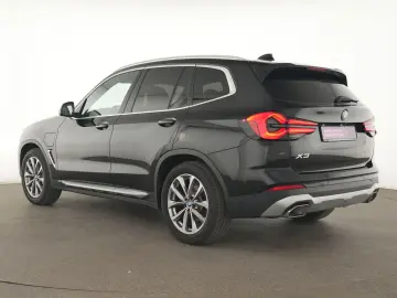 BMW X3 Laser Harman-Kardon ACC HuD AHK PanoDach
