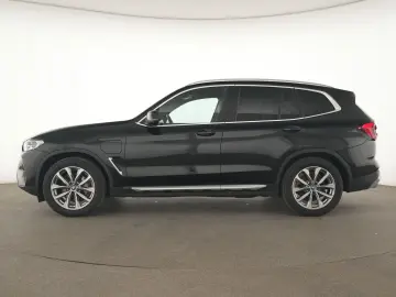 BMW X3 Laser Harman-Kardon ACC HuD AHK PanoDach