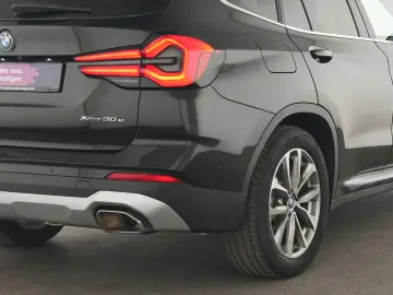 BMW X3 Laser Harman-Kardon ACC HuD AHK PanoDach