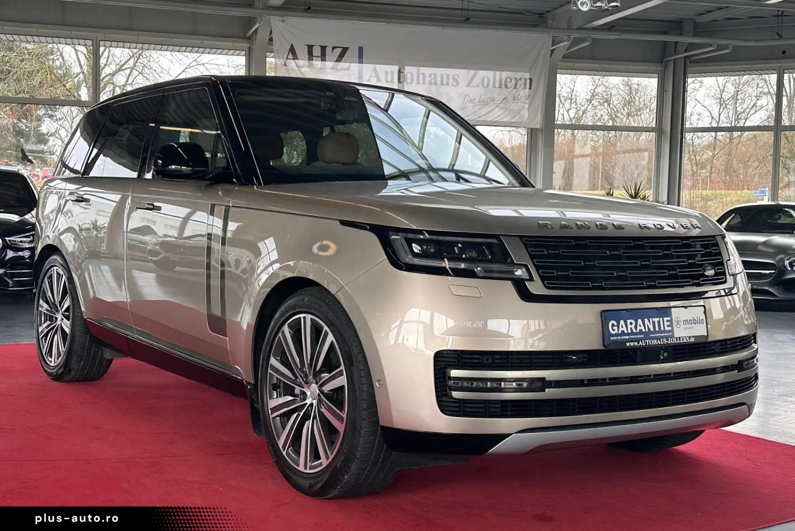 LAND ROVER Range Rover P400 HSE SWB PANO STANDHEIZUNG HUD