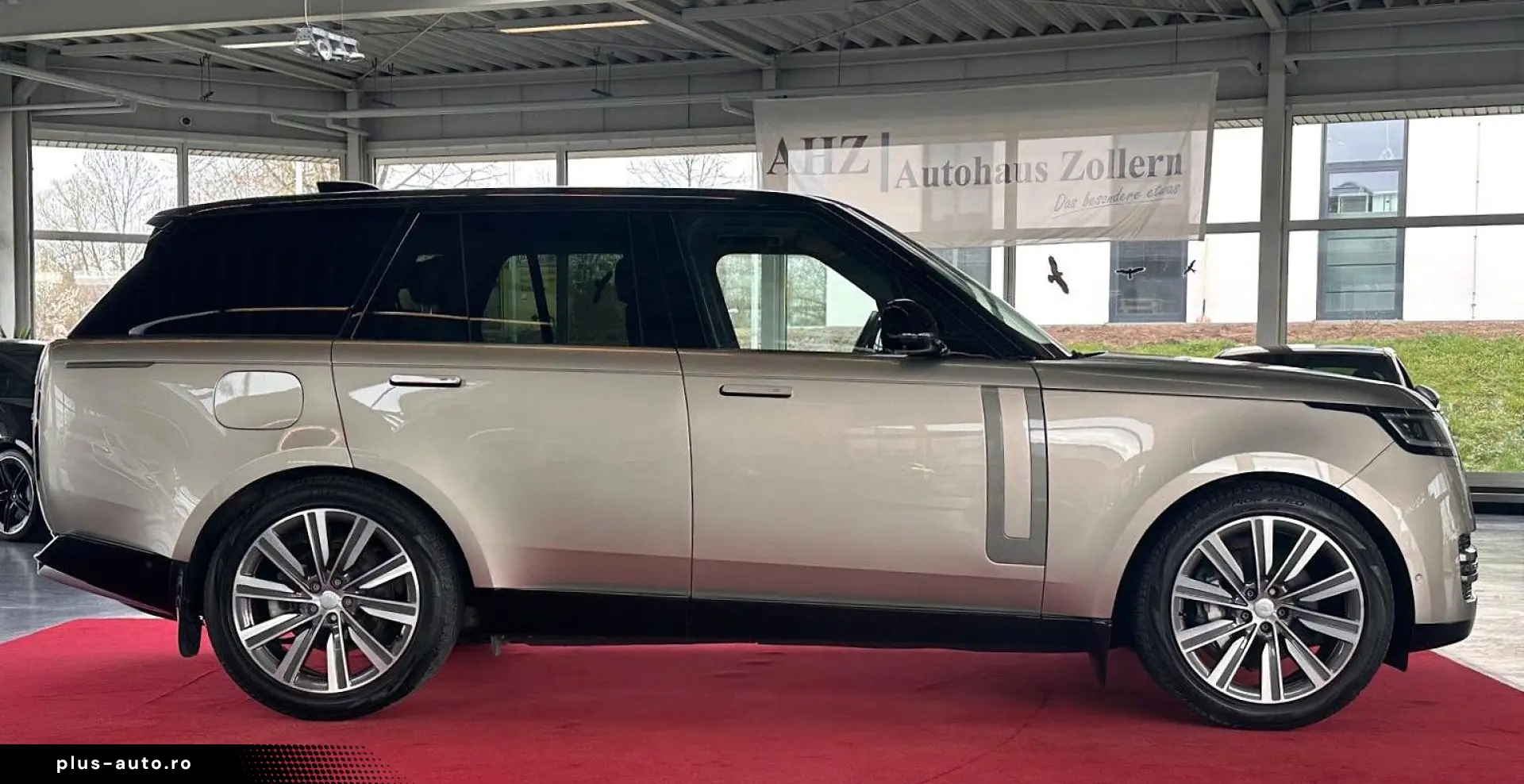 LAND ROVER Range Rover P400 HSE SWB PANO STANDHEIZUNG HUD
