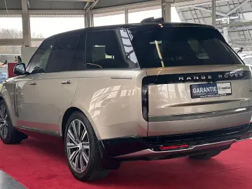 LAND ROVER Range Rover P400 HSE SWB PANO STANDHEIZUNG HUD