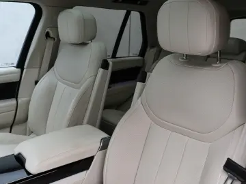 LAND ROVER Range Rover P460e SE  Sitzebel.Meridian Pano AHK