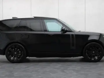 LAND ROVER Range Rover P460e SE  Sitzebel.Meridian Pano AHK