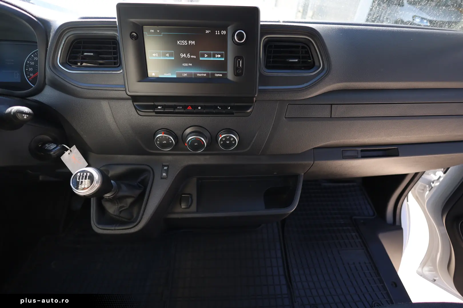 Renault Master L3H2 2.3 DCI 136 HP