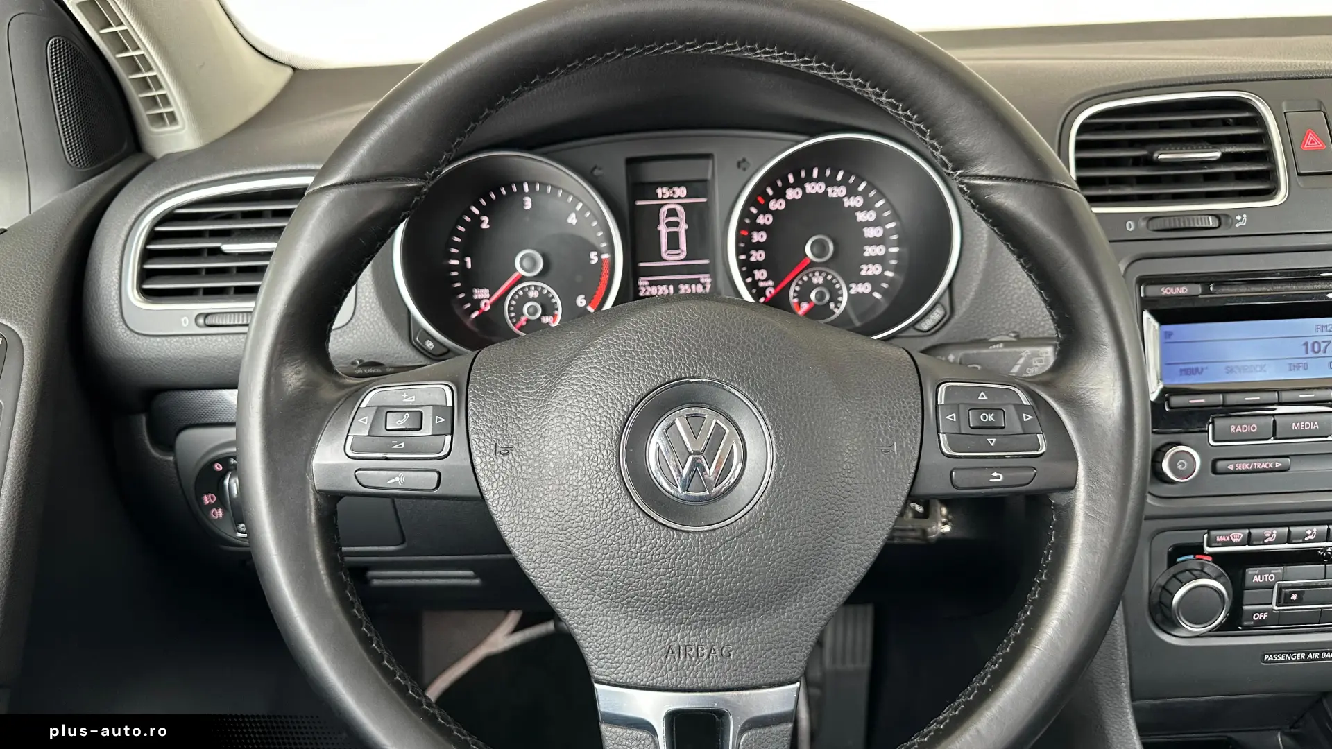 Volkswagen Golf 6 1.6 Diesel 105 CP An 2010