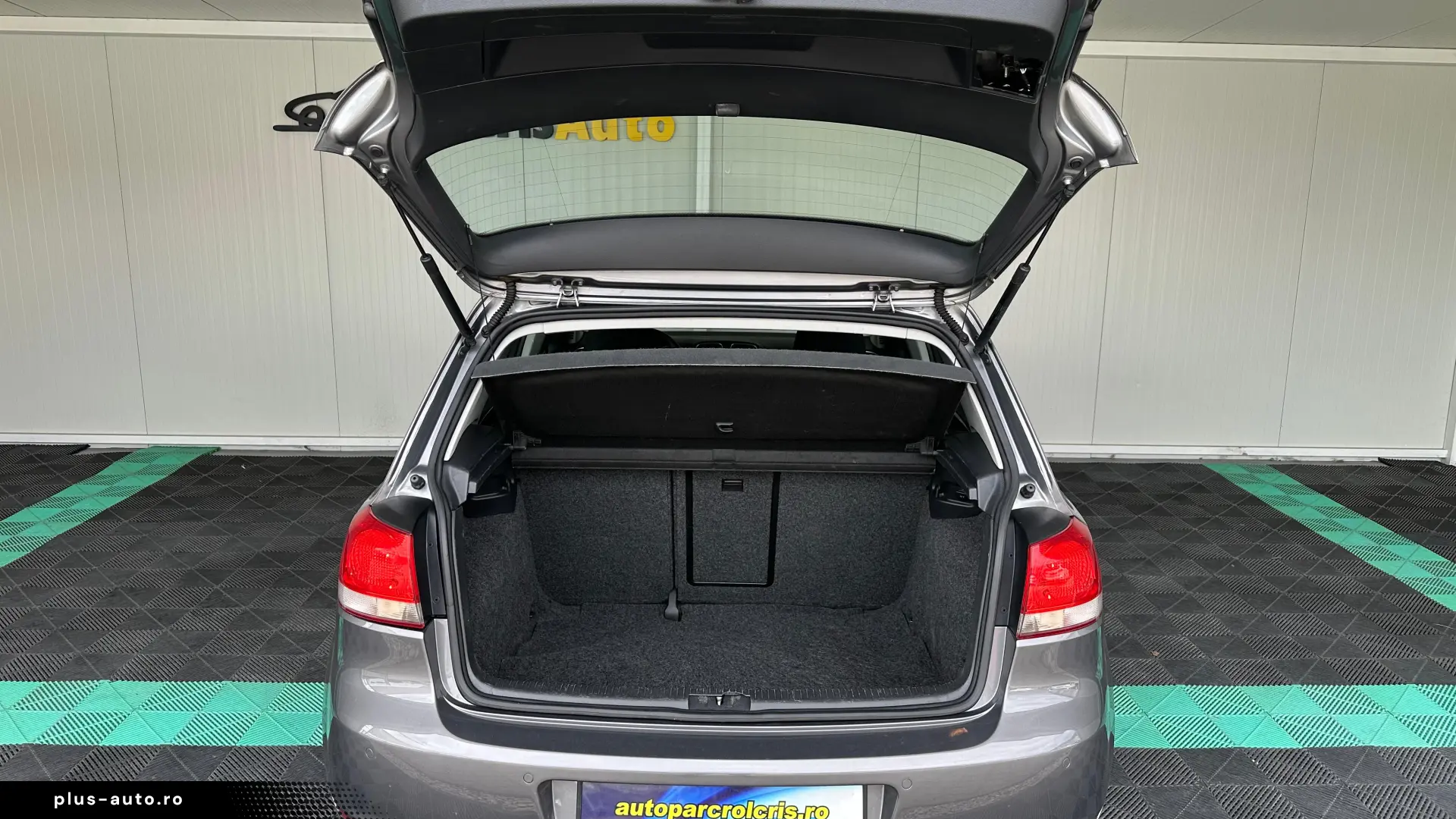 Volkswagen Golf 6 1.6 Diesel 105 CP An 2010