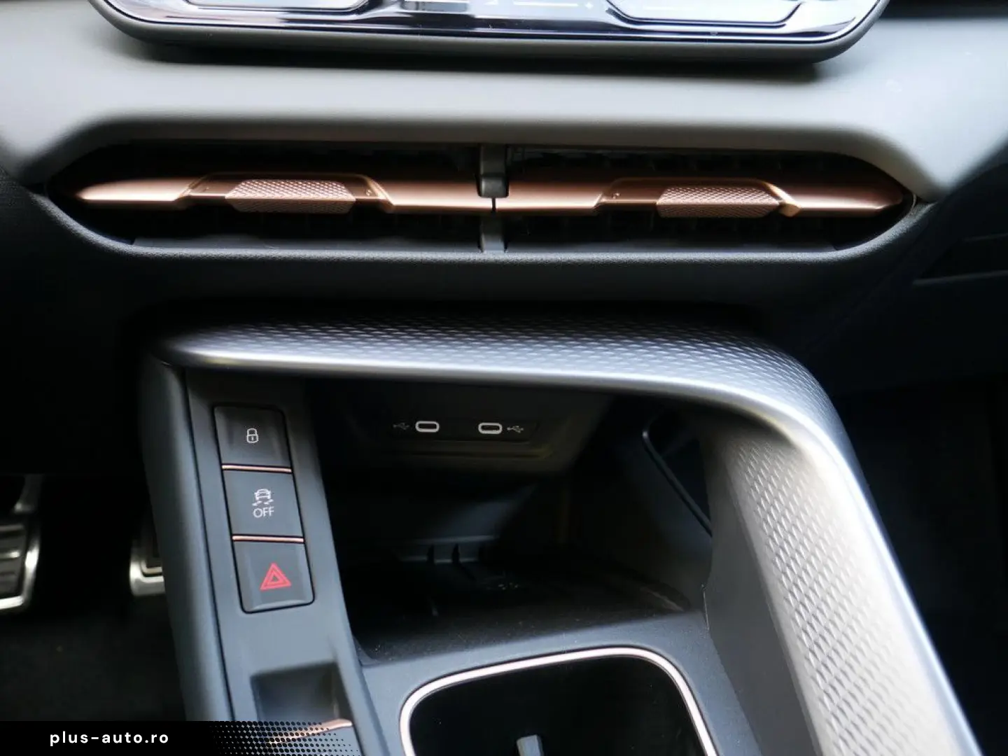 CUPRA Terramar VZ 2.0 TSI 4Drive ACC HUD LED PANO 360
