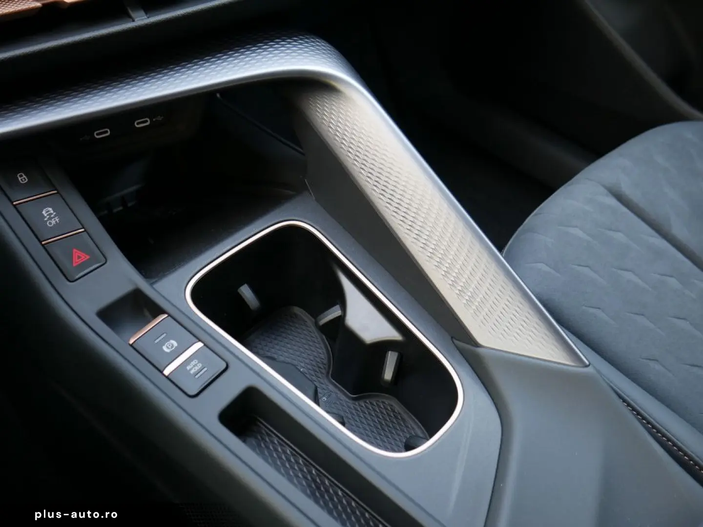 CUPRA Terramar VZ 2.0 TSI 4Drive ACC HUD LED PANO 360