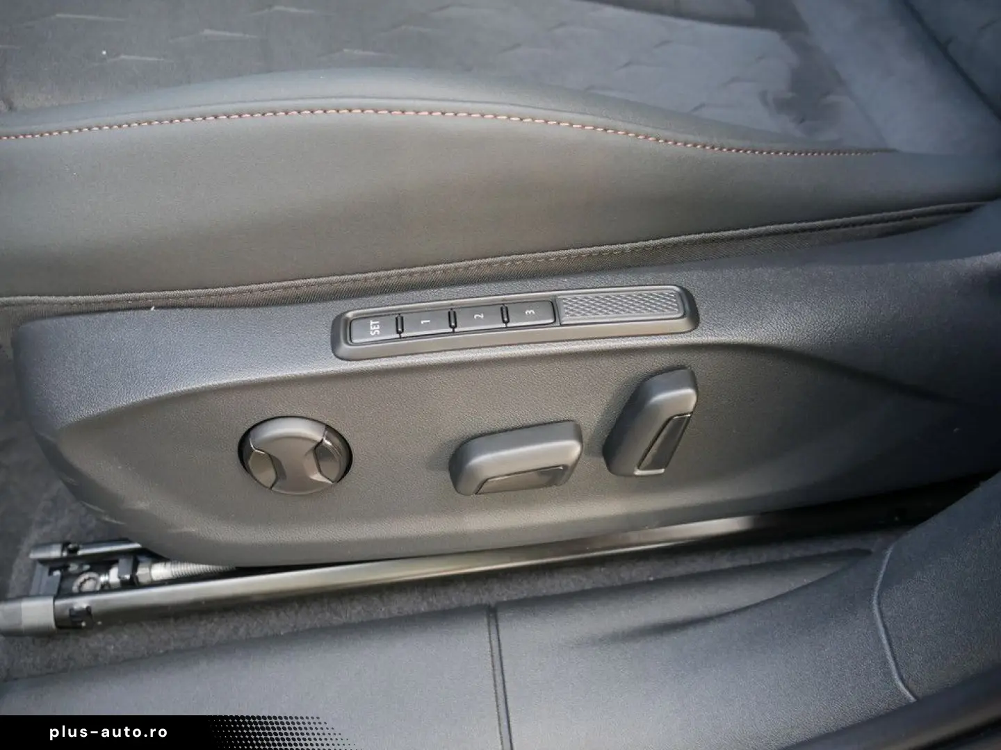 CUPRA Terramar VZ 2.0 TSI 4Drive ACC HUD LED PANO 360