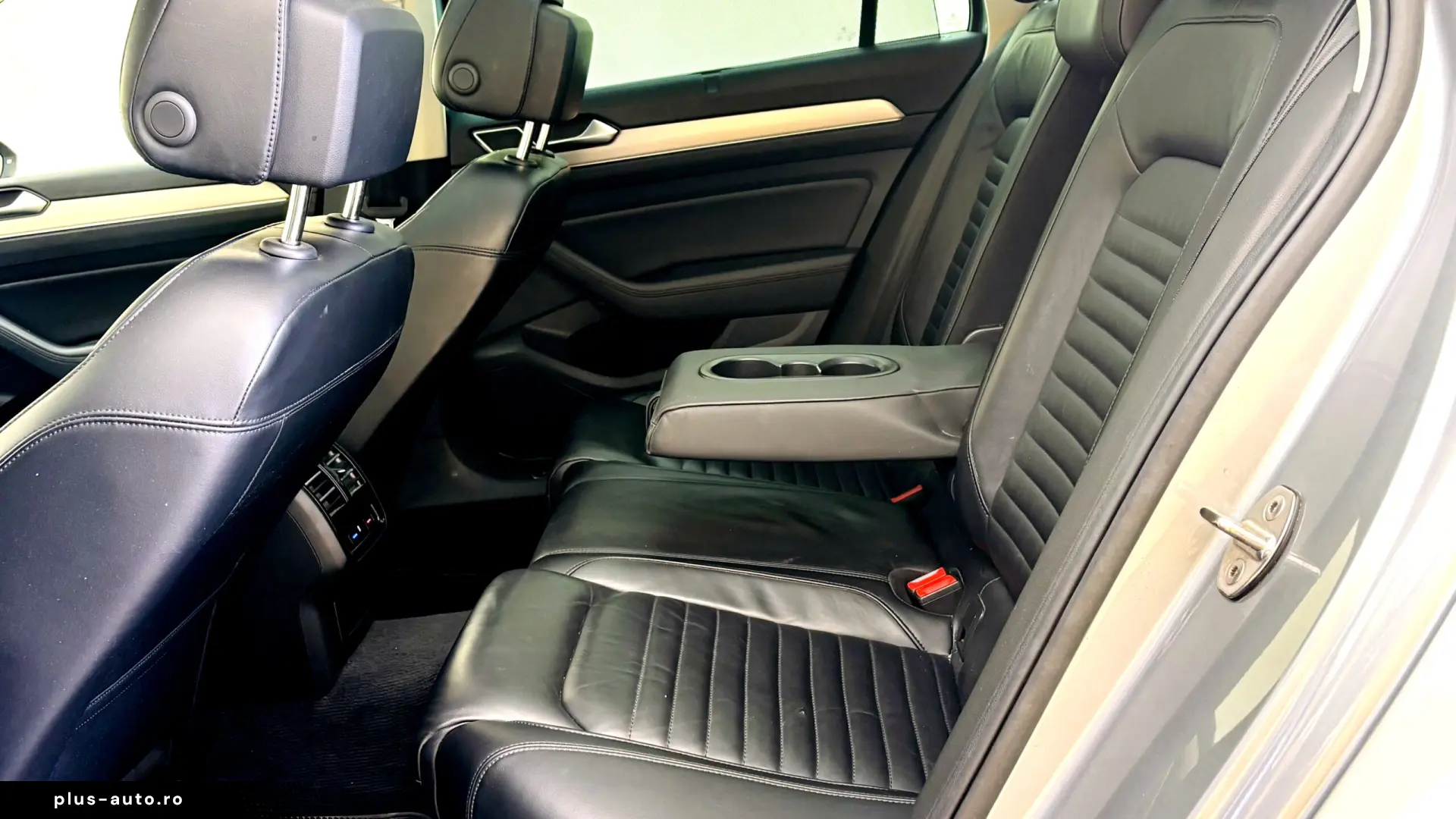 Volkswagen   PASSAT   2.0   150CP   An 2018   Euro 6   Autom