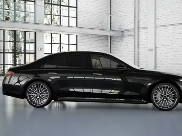 Mercedes-Benz S 450d 4Matic Long AMG Line_Pano_HUD