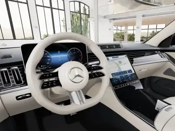 Mercedes-Benz S 450d 4Matic Long AMG Line_Pano_HUD