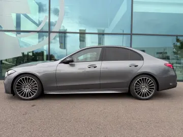 Mercedes-Benz C 200 AMG Line - Panoramic - MY2026