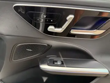Mercedes-Benz C 200 AMG Line - Panoramic - MY2026