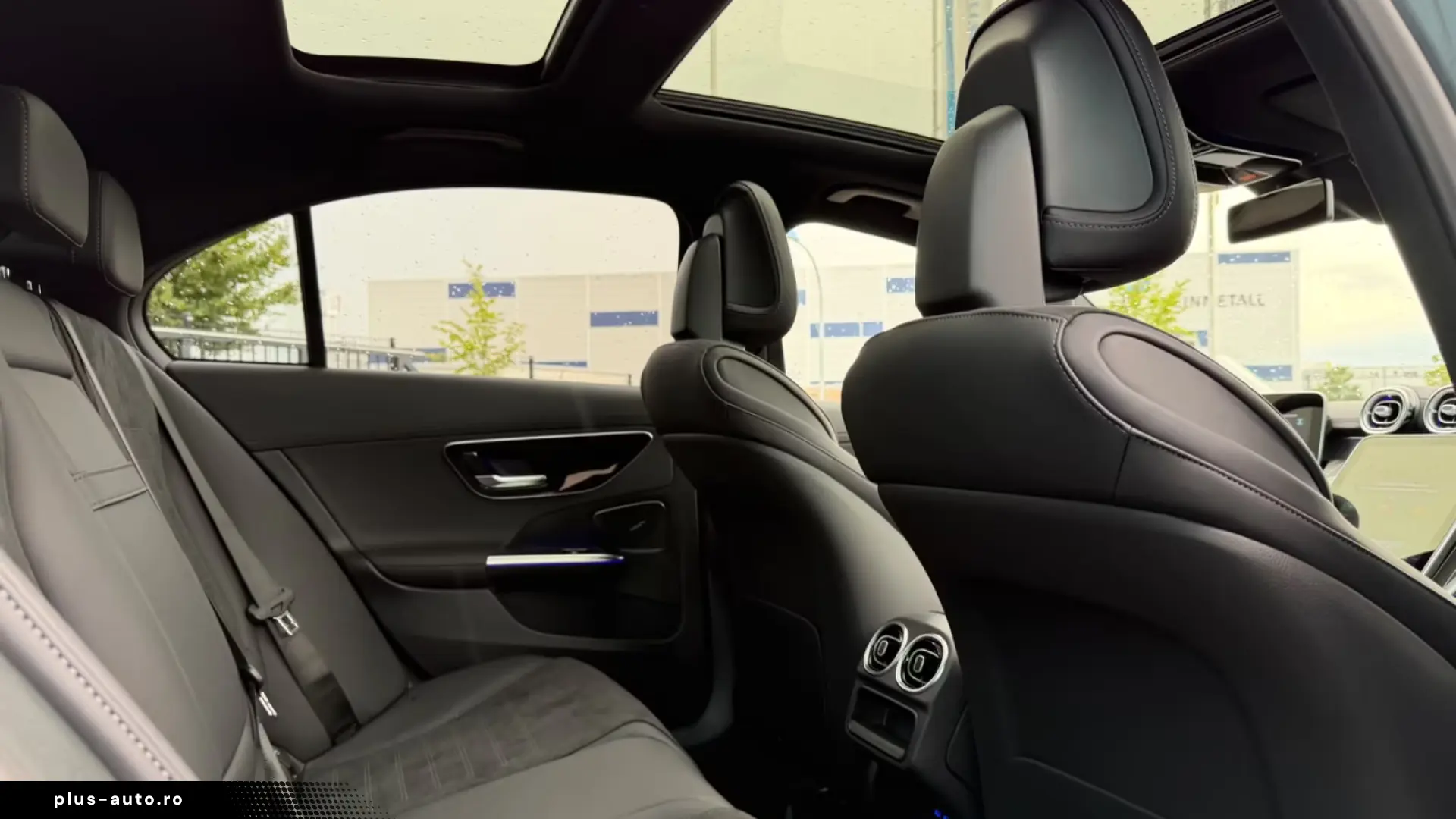 Mercedes-Benz C 200 AMG Line - Panoramic - MY2026