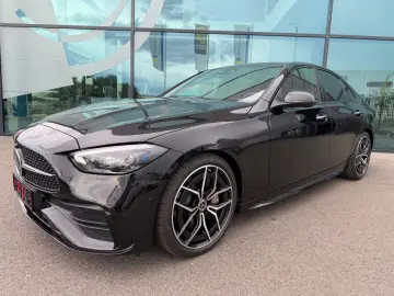 Mercedes-Benz C 300 AMG Line - Panoramic - MY2026