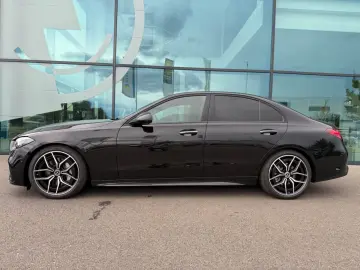 Mercedes-Benz C 300 AMG Line - Panoramic - MY2026