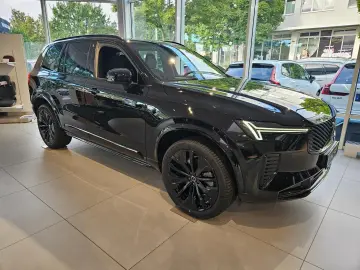 Volvo XC90 B5 AWD Black Edition Plus - 7 Locuri