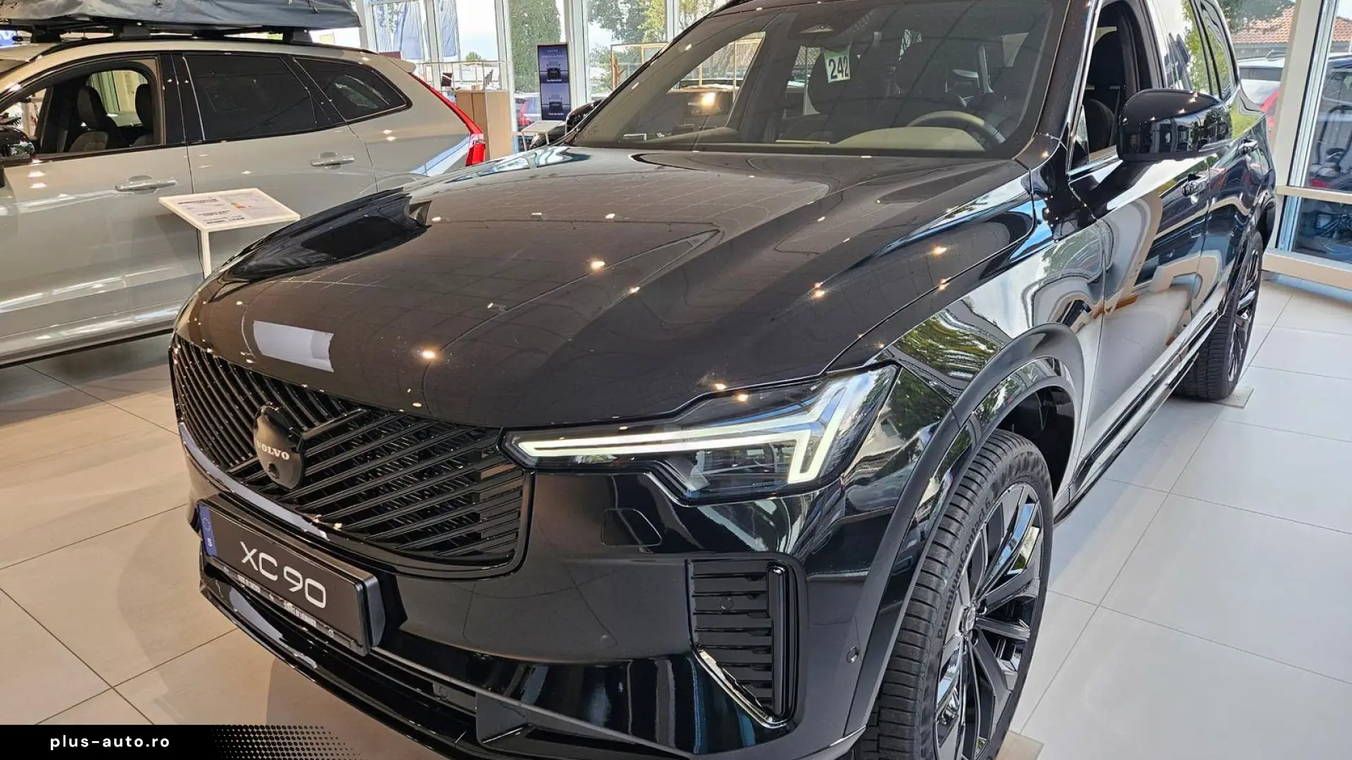 Volvo XC90 B5 AWD Black Edition Plus - 7 Locuri